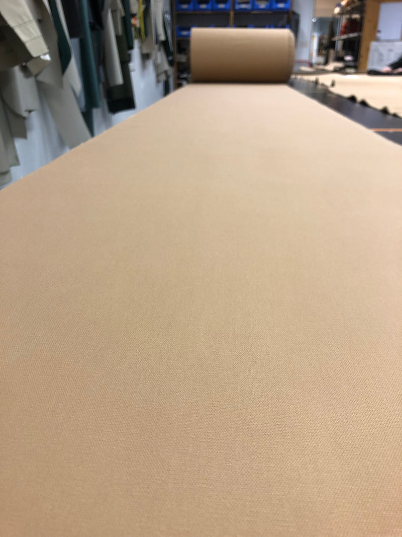 Last inn bildet i gallerivisningen, Tekstil/stoff metervare - 50/50 bomull/polyester - beige
